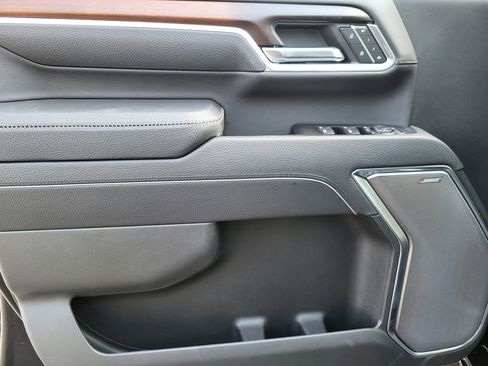 New 2025 GMC Sierra 2500 Denali w/ Denali Reserve Package image 25