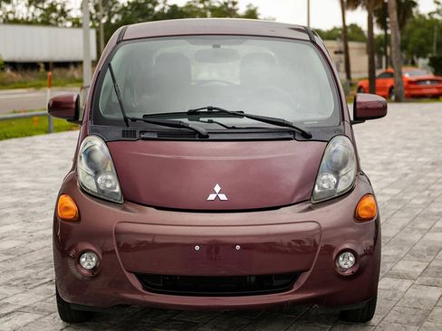 Used 2012 Mitsubishi i ES image 4