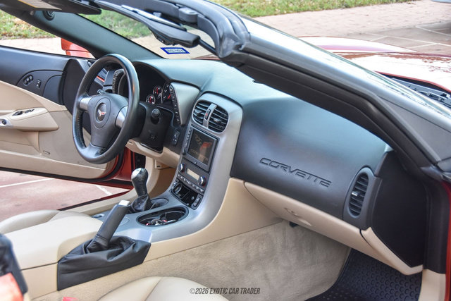 Used 2006 Chevrolet Corvette Coupe w/ Preferred Equipment Group RWD image 43