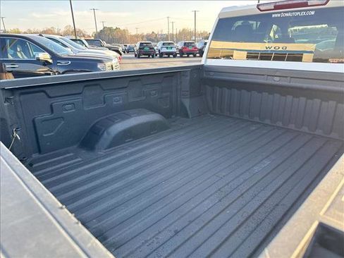 Used 2024 Chevrolet Silverado 2500 Custom w/ Custom Convenience Package image 11