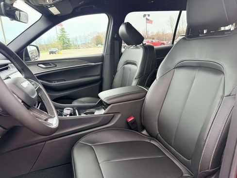 New 2026 Jeep Grand Cherokee L Limited AWD/4WD image 15