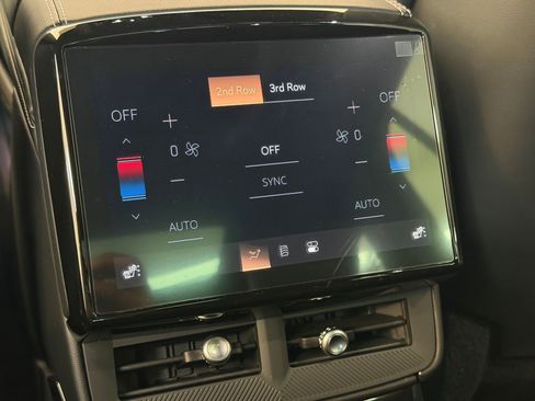 New 2026 Cadillac Vistiq Luxury w/ LPO, Floor Liner Package image 27