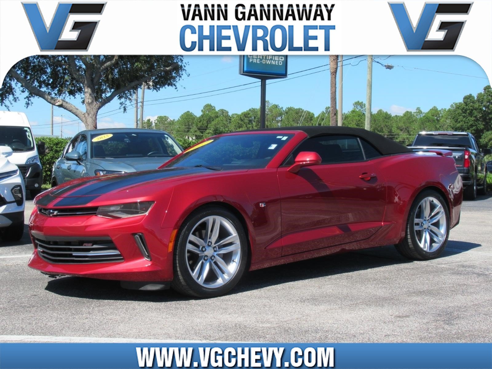 Used 2017 Chevrolet Camaro LT RWD image 1
