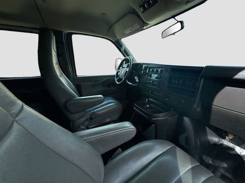 Used 2020 Chevrolet Express 2500 LS image 27