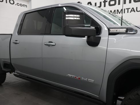 Used 2025 GMC Sierra 2500 AT4 w/ AT4 Premium Plus Package AWD/4WD image 32