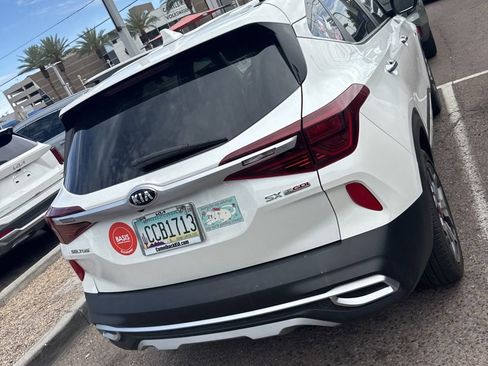 Used 2021 Kia Seltos SX AWD/4WD image 11