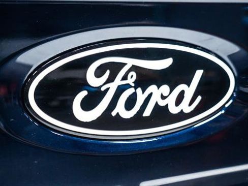 Used 2024 Ford F150 XLT w/ FX4 Off-Road Package image 29