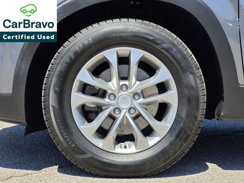 Used 2019 Hyundai Santa Fe SE FWD image 7
