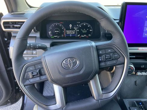 New 2026 Toyota Tacoma TRD Off-Road AWD/4WD image 25