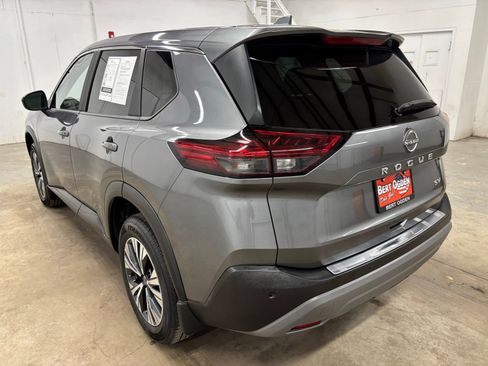 Used 2023 Nissan Rogue SV FWD image 5