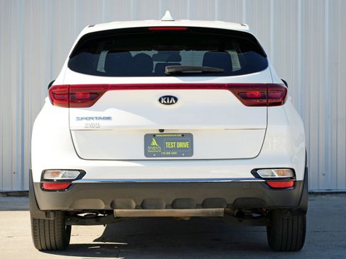 Used 2021 Kia Sportage LX image 10