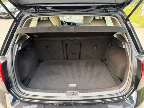 Used 2019 Volkswagen Golf SE FWD image 12