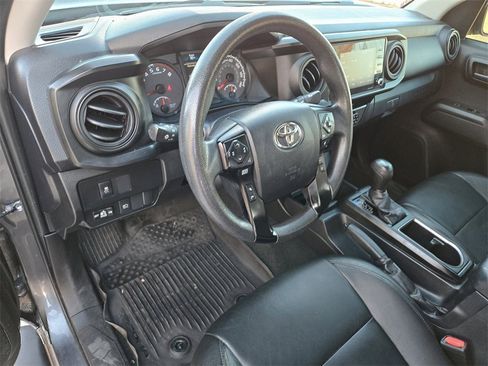 Used 2021 Toyota Tacoma SR w/ SR Convenience Package image 11