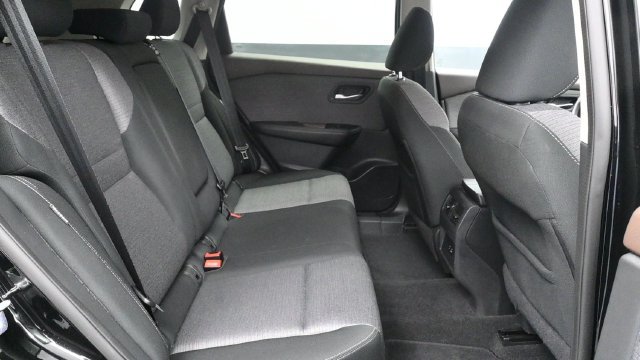 Used 2021 Nissan Rogue SV AWD/4WD image 13