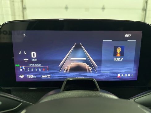 Used 2025 Chevrolet Traverse Z71 w/ Enhanced Driving Package AWD/4WD image 28