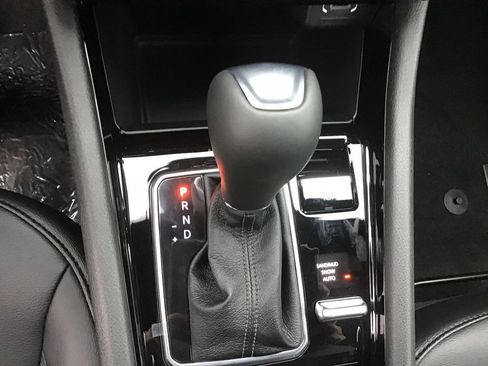 New 2026 Jeep Compass Limited w/ Sun, Sound & Navigation Group image 15