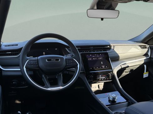 New 2026 Jeep Grand Cherokee L Laredo RWD image 20
