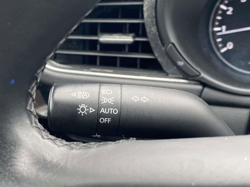 Used 2024 MAZDA MAZDA3 s image 27