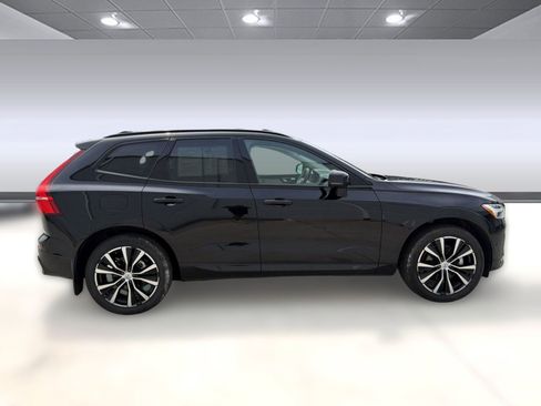 Certified 2023 Volvo XC60 B5 Plus w/ Climate Package AWD/4WD image 8