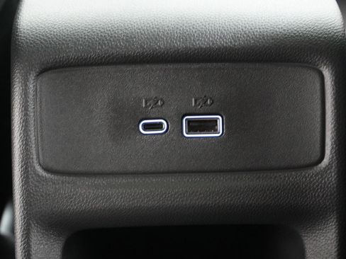 New 2026 Chevrolet Trax RS w/ Sunroof Package image 35