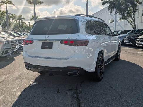 New 2026 Mercedes-Benz GLS 450 4MATIC image 2