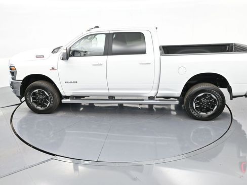 New 2025 RAM 2500 Laramie image 24