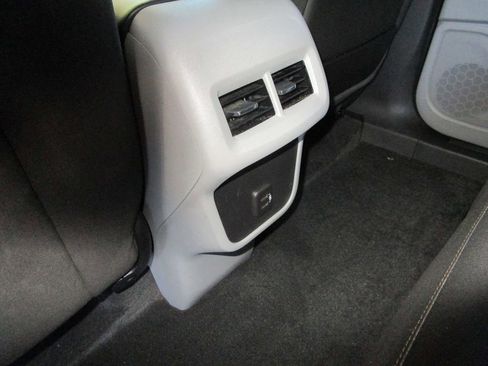 Used 2019 GMC Terrain SLE image 16