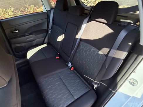 New 2025 Mitsubishi Outlander Sport LE image 18