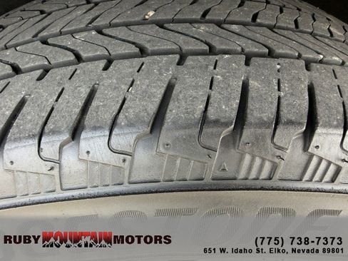 Used 2021 Chevrolet Equinox LT AWD/4WD image 28