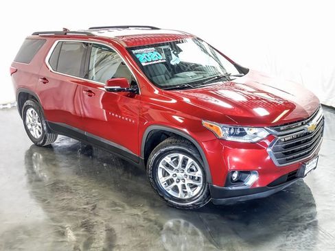 Used 2020 Chevrolet Traverse LT image 6