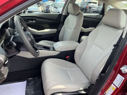 Used 2025 Honda Accord SE image 15