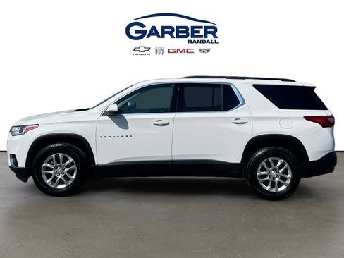 Used 2021 Chevrolet Traverse LT AWD/4WD image 2