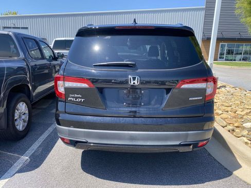 Used 2021 Honda Pilot Special Edition image 6