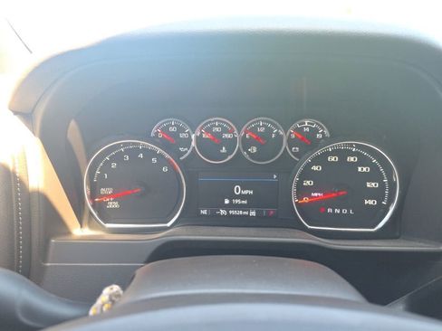 Used 2021 Chevrolet Silverado 1500 LT Trail Boss w/ Convenience Package II AWD/4WD image 14