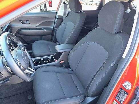 Certified 2025 Hyundai Kona SEL image 22