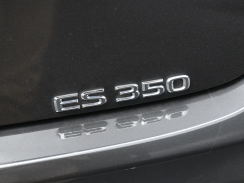 Used 2022 Lexus ES 350 w/ Premium Package image 21