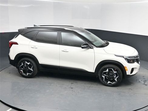 New 2026 Kia Seltos S image 18