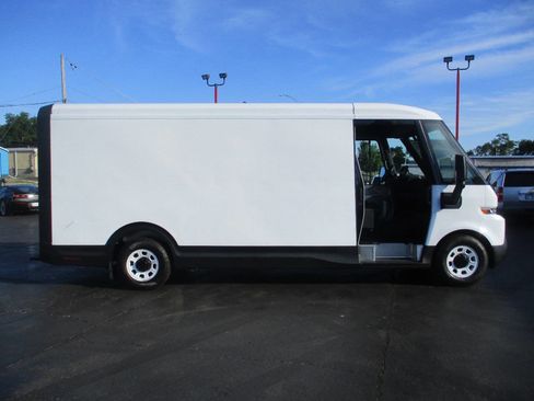Used 2024 Chevrolet Brightdrop 600 w/ Battery Pack, Max Range AWD/4WD image 6