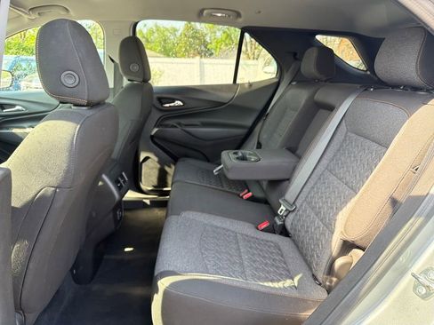 Used 2024 Chevrolet Equinox LT FWD image 28