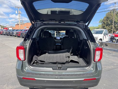 Certified 2023 Ford Explorer XLT AWD/4WD image 5