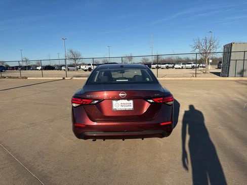 Certified 2024 Nissan Sentra SV image 4