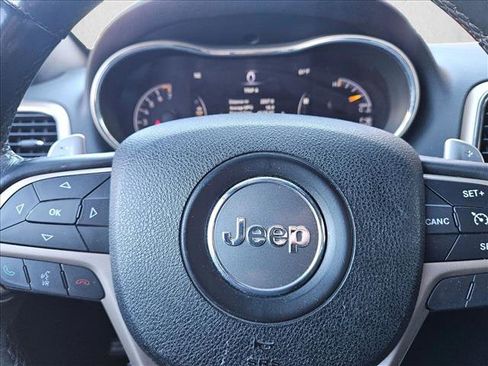 Used 2015 Jeep Grand Cherokee Laredo image 14