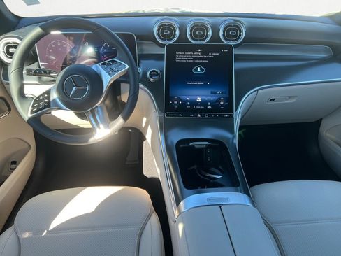 New 2026 Mercedes-Benz GLC 300 image 9