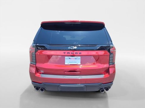 Used 2025 Chevrolet Tahoe Z71 AWD/4WD image 4