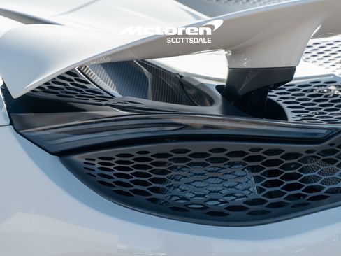 Used 2024 McLaren 750S Spider RWD image 30