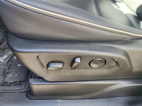 Certified 2025 GMC Yukon Elevation image 19