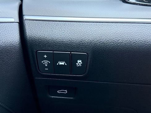 Used 2023 Kia K5 GT-Line w/ GT-Line Premium Package FWD image 19