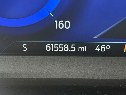 Used 2020 Ford Escape SE Sport image 12