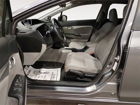 Used 2015 Honda Civic EX image 9