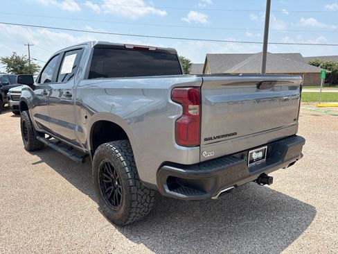 Used 2021 Chevrolet Silverado 1500 LT Trail Boss w/ Bed Protection Package AWD/4WD image 3